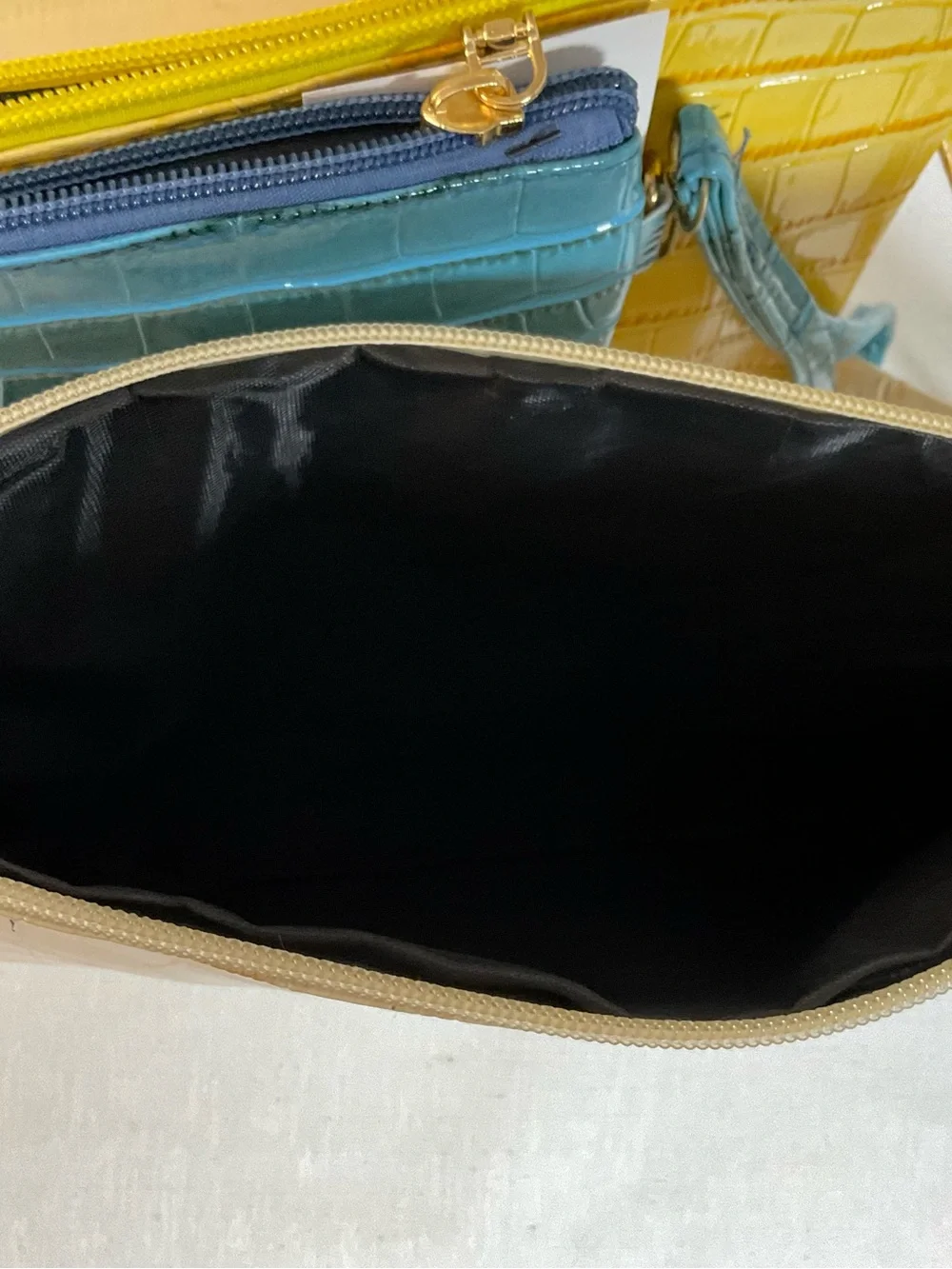 Croc-Embossed Teal Wristlet Clutch